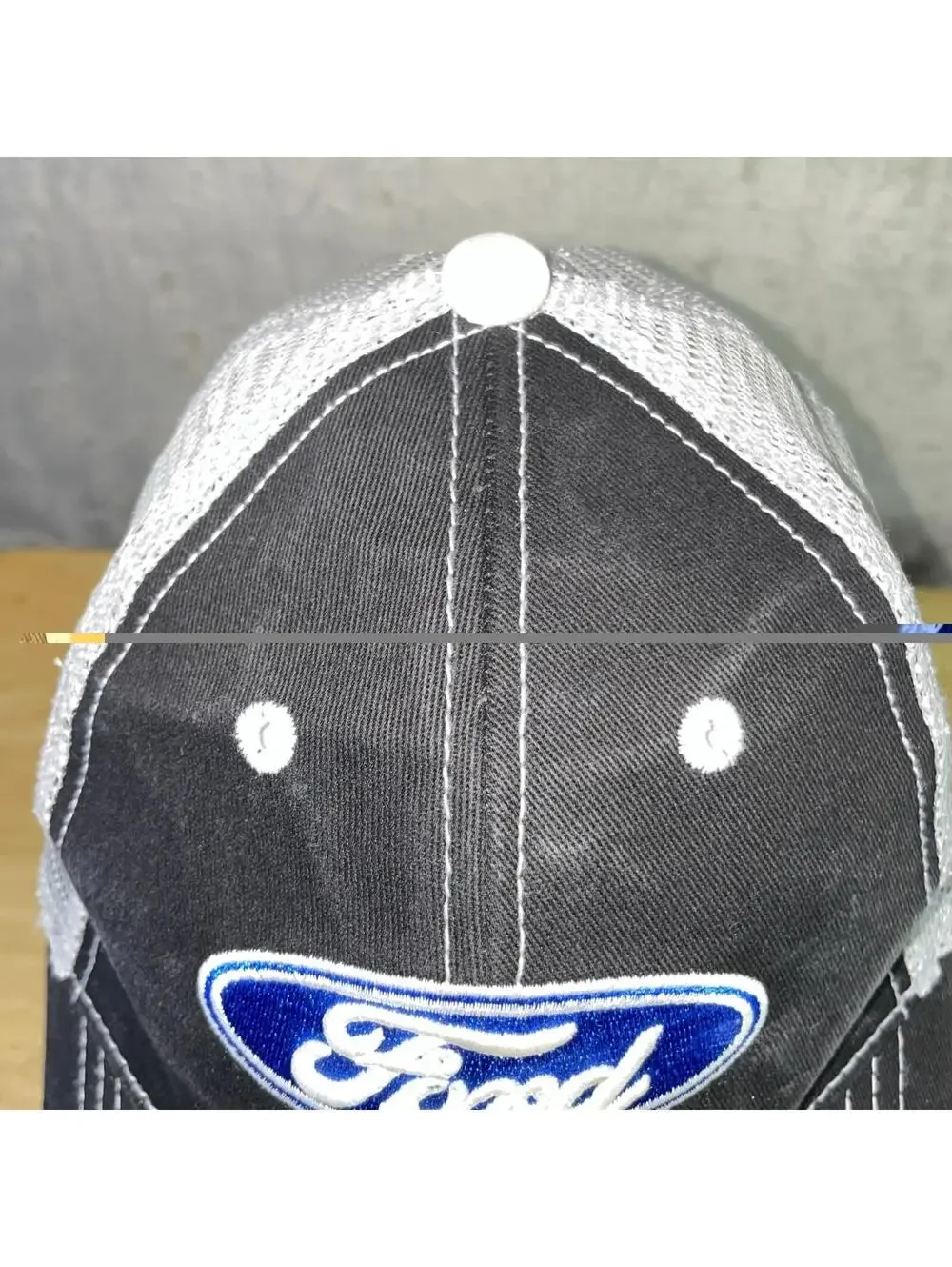 Official Ford Embroidered Logo Emblem Mesh Back Trucker Cap Snapback Car Truck